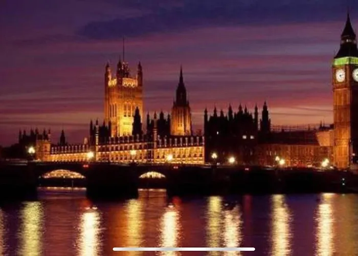 Thames View & Free Parking - Perfect Long Stay Workers Only